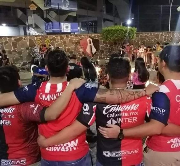 Tomada del muro El Campeón Rojinegro