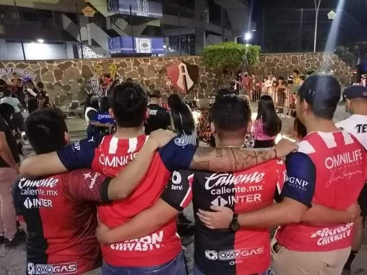 Tomada del muro El Campeón Rojinegro