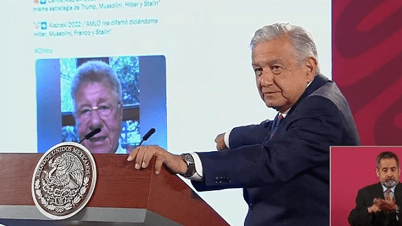 AMLO VS ALAZRAKI